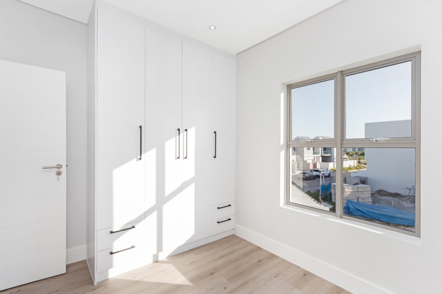 4 Bedroom Property for Sale in Sandown Western Cape